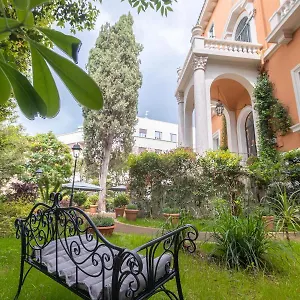 Mangili Garden Отель