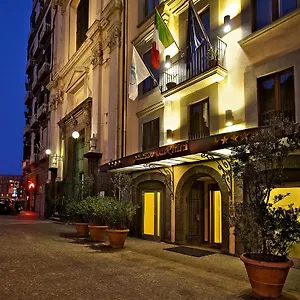 palazzo-turchini.hotels-amalfi.com/